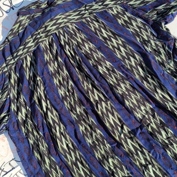 COPY - Vintage Retro Button Shirt Large - Picture 5 of 5